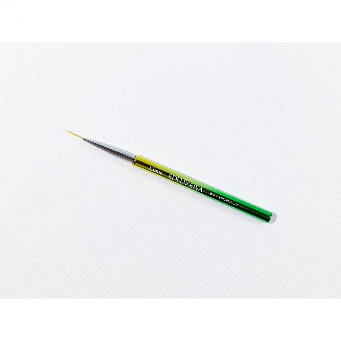Edelveis’a PRO plonas teptukas 13mm. Edelveis’a PRO plonas teptukas 13mm.